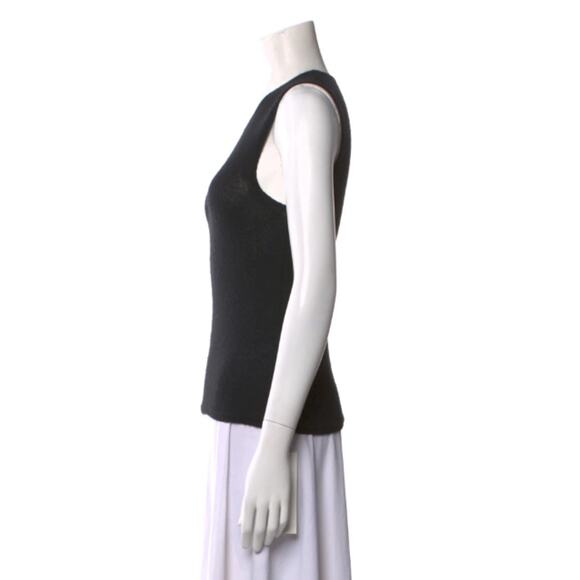 Malo Cashmere Crew Neck Sweater Vest - Picture 2 of 3